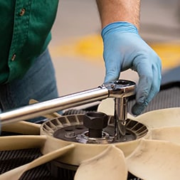 Replacing a Chevy 5.3 fan clutch